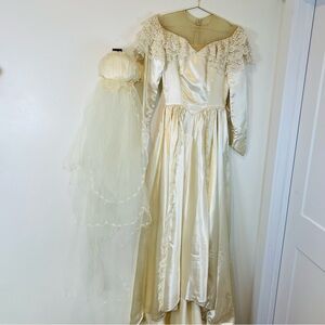 Vintage 1980’s Ivory Satin Wedding Dress S